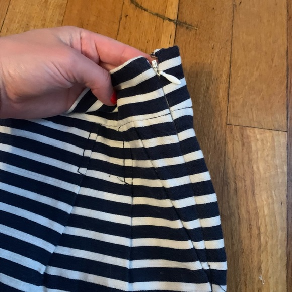 J Crew Shorts - Picture 3 of 4